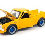 MODELO-ESCALA-1/24 DATSUN-620-PICKUP-TUNING-TOKYO-MOD-CON-LICENCIA-DE-FABRICA