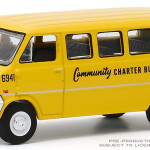 MODELO ESCALA 1/64 1968 Ford Club Wagon School Bus