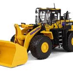 MODELO ESCALA 1/50 Komatsu WA500-7 Articulated Wheel Loader - CARGADOR