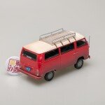 MODELO ESCALA 1:24 Hollywood - Field of Dreams (1989) - 1973 Volkswagen Type 2 (Red)