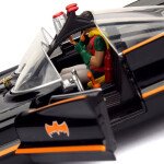 MODELO ESCALA 1:24 W/B Metals - 1966 Classic TV Series Batmobile W/ Batman & Robin Figures