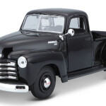MODELO ESCALA 1:24 W/B Special Edition 1950 Chevrolet 3100 Pick Up truck (black)