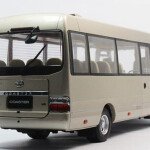 MODELO ESCALA 1:24 TOYOTA COASTER (REPLICA ORIGINAL CON LICENCIA TOYOTA)