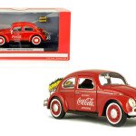 Motor City Classics 1:24 Coca-Cola 1966 Volkswagen Beetle with Rear Luggage Rack and 2 Bottle Cases