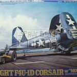 MODELO ESCALA 1/48 Vought F4U-1D Corsair® w/"Moto-Tug" fuerza aerea de El Salvador