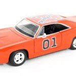 1:25 1969 Dodge Charger R/T "General Lee" (Orange) DUQUES DE HAZZARD COUNTY