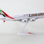 AVION A ESCALA SKYMARKSLITE EMIRATES A380 1/250