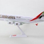 AVION A ESCALA SKYMARKSLITE EMIRATES A380 1/250