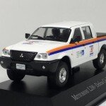 MODELO A ESCALA 1:43 White IXO Diecast Mitsubishi L200 Pickup Truck Model