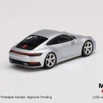 MODELO ESCALA 1/64 PORSCHE 911 (992) CARRERA S GT SILVER METALLIC MINIGT