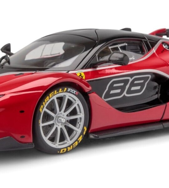 MODELO ESCALA 1:18 Ferrari FXX-K, Rojo