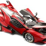 MODELO ESCALA 1:18 Ferrari FXX-K, Rojo