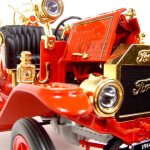 MODELO ESCALA 1/18 1914 Ford Model T Fire Engine Red Diecast Model - CAMION BOMBERO