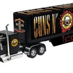 TRAILER COMPLETO ESCALA 1:32 Kenworth W900 - Guns N' Roses (Black)