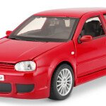 Maisto 1:24 Volkswagen Golf R32 – Special Edition red