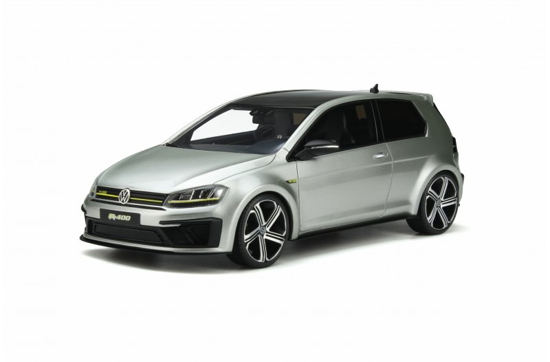 MODELO ESCALA 1/18  - VOLKSWAGEN - GOLF VIII GTi 2021