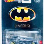 MODELO ESCALA 1:64 Retro Entertainment N Case 2023 - BATMAN Y BACK TO THE FUTURE