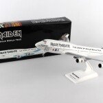 MODELO ESCALA 1/200 IRON MAIDEN 747-400 W/GEAR ED FORCE ONE