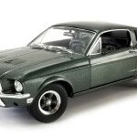 MODELO ESCALA 1/64 1968 Ford Mustang GT Fastback in Highland Green BULLITT