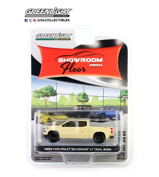 Greenlight 1:64 Showroom Floor Series 5 – 2023 Chevrolet Silverado LT Trail Boss Z71 – Sand Dune Metallic PICKUP