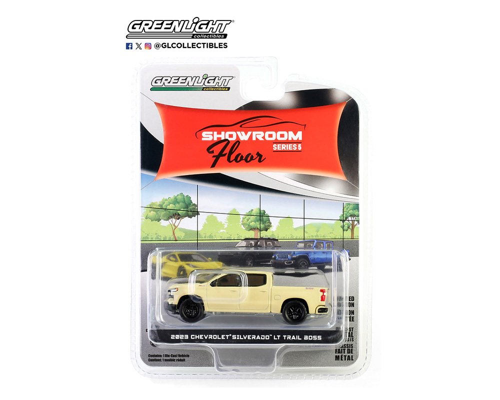 Greenlight 1:64 Showroom Floor Series 5 – 2023 Chevrolet Silverado LT Trail Boss Z71 – Sand Dune Metallic PICKUP