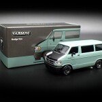 MODELO ESCALA Tarmac Works 1:64 Dodge Van Custom Light Green – Global64