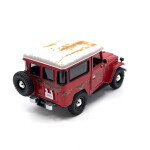 Motormax 1:24 Toyota FJ40 Land Cruiser – Weathered Red with White Top – For Sale – MiJo Exclusives