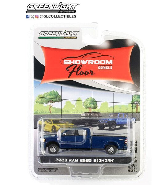 Greenlight 1:64 Showroom Floor Series 5 – 2023 Ram 2500 Bighorn Sport Appearance Package and Off-Road Package – Patriot Blue Pearl PICKUP