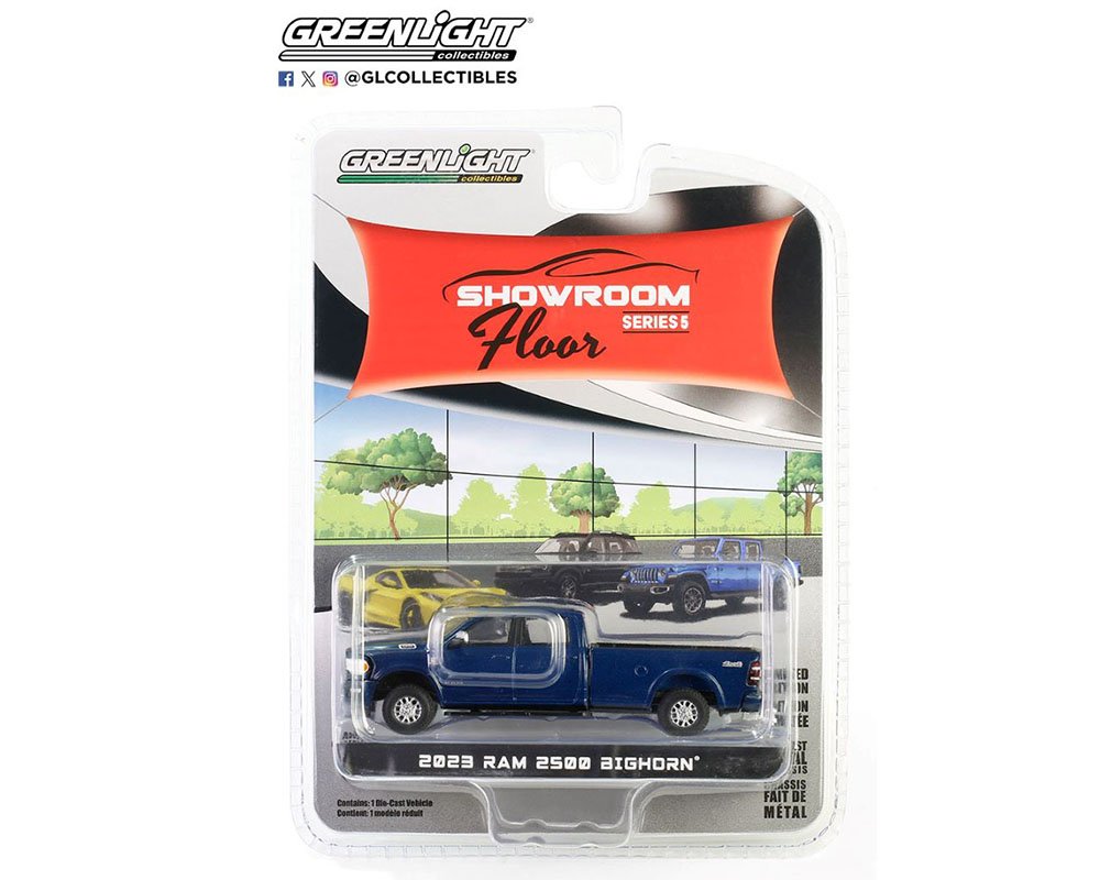 Greenlight 1:64 Showroom Floor Series 5 – 2023 Ram 2500 Bighorn Sport Appearance Package and Off-Road Package – Patriot Blue Pearl PICKUP