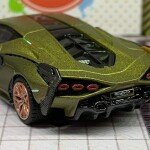 MODELO Mini GT 1:64 Lamborghini Sián FKP 37 Presentation – Matte Green – Mijo Exclusives