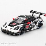 MINI GT ESCALA 1/64 Porsche 911 GT3 R #77 AO Racing 2025 IMSA Petit Le Mans
