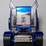 MODELO ESCALA 1/24 Western Star 5700 XE Phantom Optimus Prime with Robot on Chassis "Transformers 5" (2017) CABEZAL