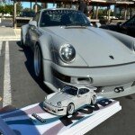 MODELO ESCALA 1/64 Tarmac Works RWB 964 Jon Sibal with Showcase - PORSCHE