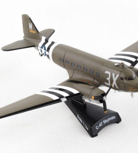 AVION A ESCALA POSTAGE STAMP C47 DOUGLAS 1/144 THAT'S ALL BROTHER