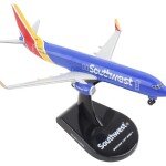 AVION A ESCALA  POSTAGE STAMP SOUTHWEST 737-800 1/300