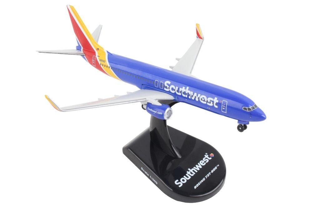 AVION A ESCALA  POSTAGE STAMP SOUTHWEST 737-800 1/300