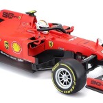 MODELO ESCALA 1:24 Ferrari SF90 #5 Sebastian Vettel – Matte Red – RADIO CONTROL