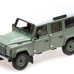 MODELO escala 1/18 del 2015 Land Rover Defender 110 HUE 166 - DEALER EDITION