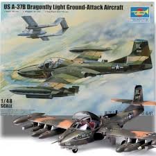 MODELO A ESCALA 1/48 A37B DRAGONFLY FUERZA AEREA DE EL SALVADOR (FAS) CON PHOTOETCH