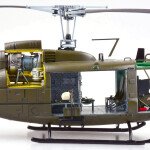 MODELO A ESCALA 1/32 UH-1D HUEY CON LICENCIA BELL (EL MAS GRANDE DEL MUNDO)