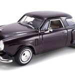 MODELO ESCALA 1/18 1951 Studebaker Champion in Rich Black Cherry Limited Edition