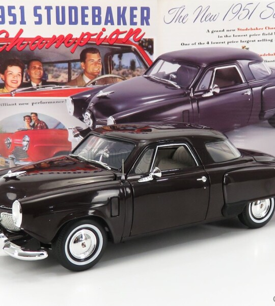 MODELO ESCALA 1/18 1951 Studebaker Champion in Rich Black Cherry Limited Edition