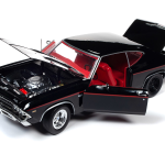 MODELO ESCALA 1/18 1969 Chevy Chevelle SS396 (MCACN) Tuxedo Black