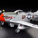 MODELO ESCALA 1/48 MUSTANG P51D TOP GUN 2 PARA ARMAR A ESCALA