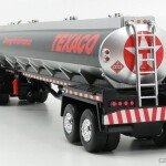 MODELO ESCALA 1/43 Texaco - Gasoline Tanker Truck in Black with Silver and Red Texaco Graphics